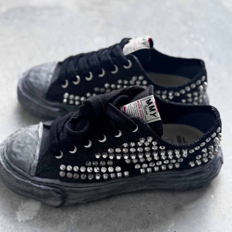 MMY Studded Peterson's