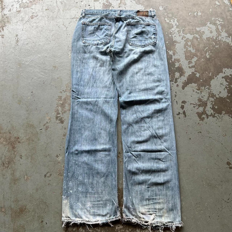 00s Distressed Denim