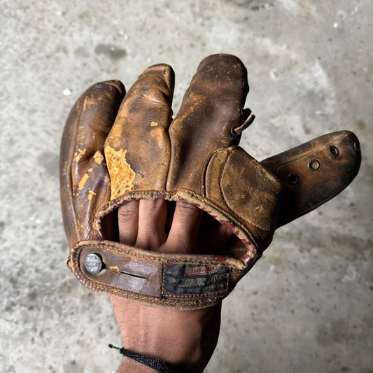 1930s Rawlings Baseball Glove