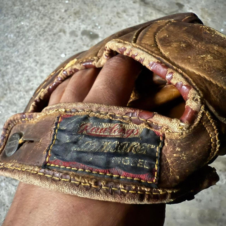 1930s Rawlings Baseball Glove
